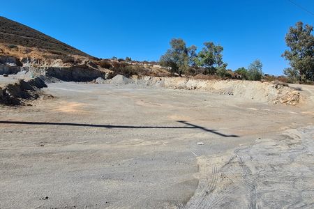 Terreno en la ruta del vino Col Nueva Hindú carretera Tecate