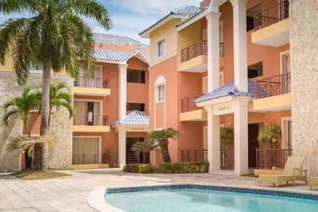 Pueblo Bávaro. Alquiler Apartamento 2 Habitaciones Con Piscina | EasyBroker