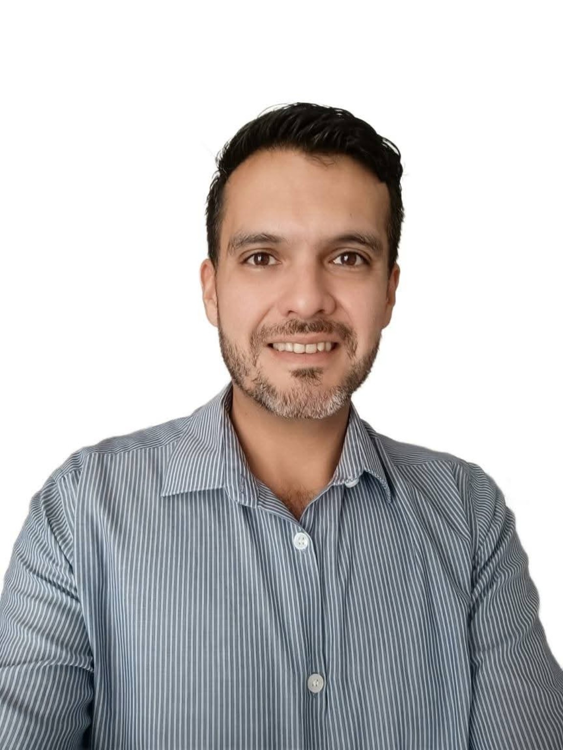 Oscar Chávez 7R Real Estate