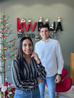 De La Baja By KW