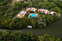 Ojo de Agua Realty