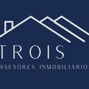 TROIS ASESORES INMOBILIARIOS