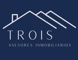 TROIS ASESORES INMOBILIARIOS