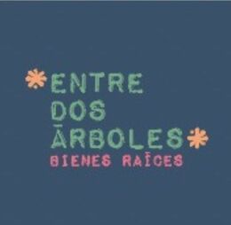 ENTRE DOS ÁRBOLES
