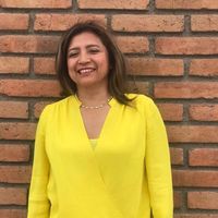 María Elena García