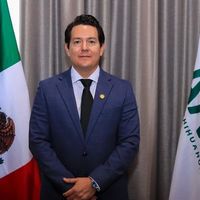 Lic. Enrique Verduzco V.