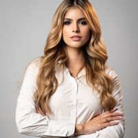 Carla Viera HomeLife Real Estate