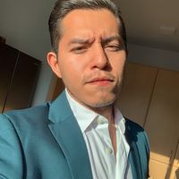 Alejandro Flores