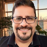 Victor Hugo Macedonio Lozano
