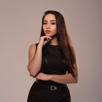 Tania Bandera Agente Certificada