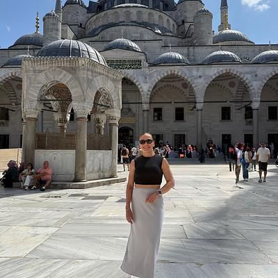 Grace Farias Lucky Habita