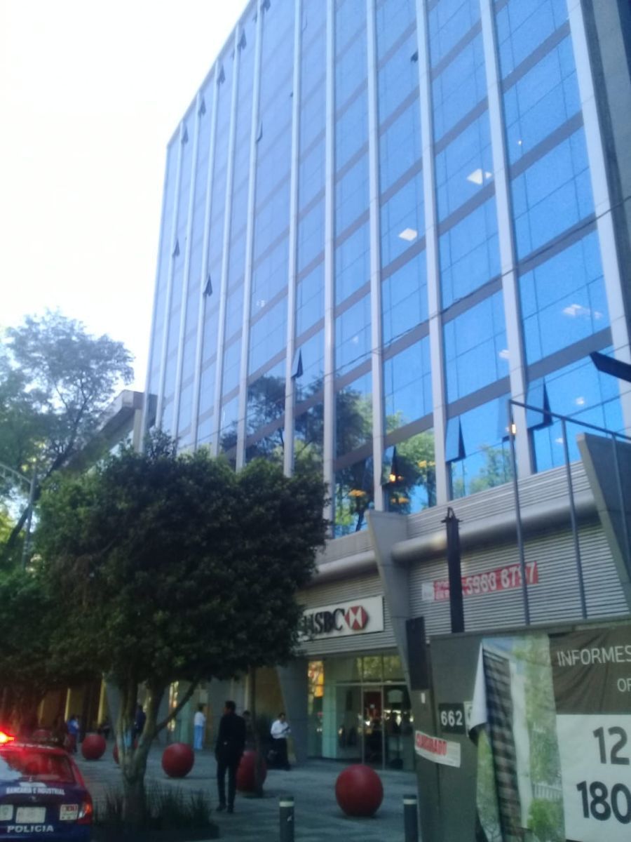 4 de 8