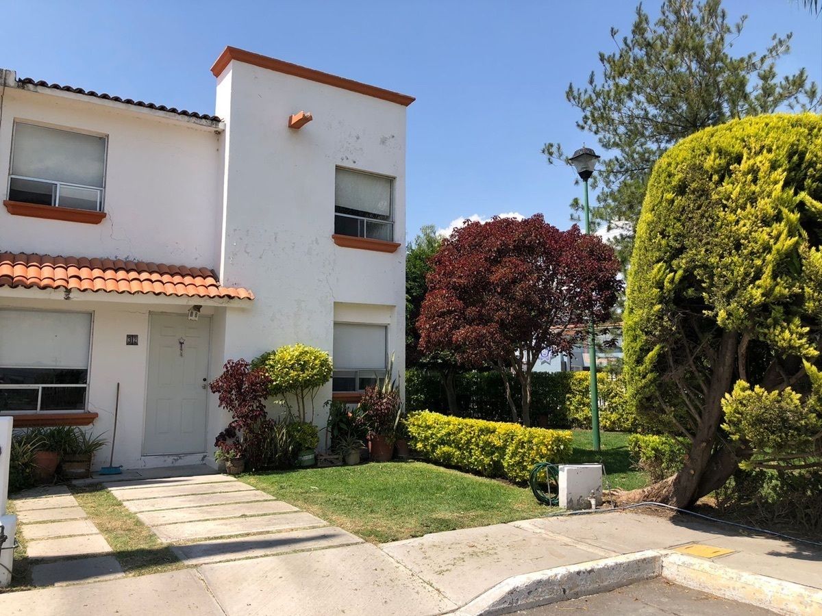 PIRAMIDES CORREGIDORA CASA EN RENTA AMUEBLADA (VG) | EasyBroker