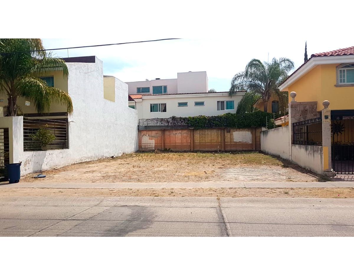 TERRENO EN VENTA EN JARDIN REAL ZAPOPAN JALISCO | EasyBroker