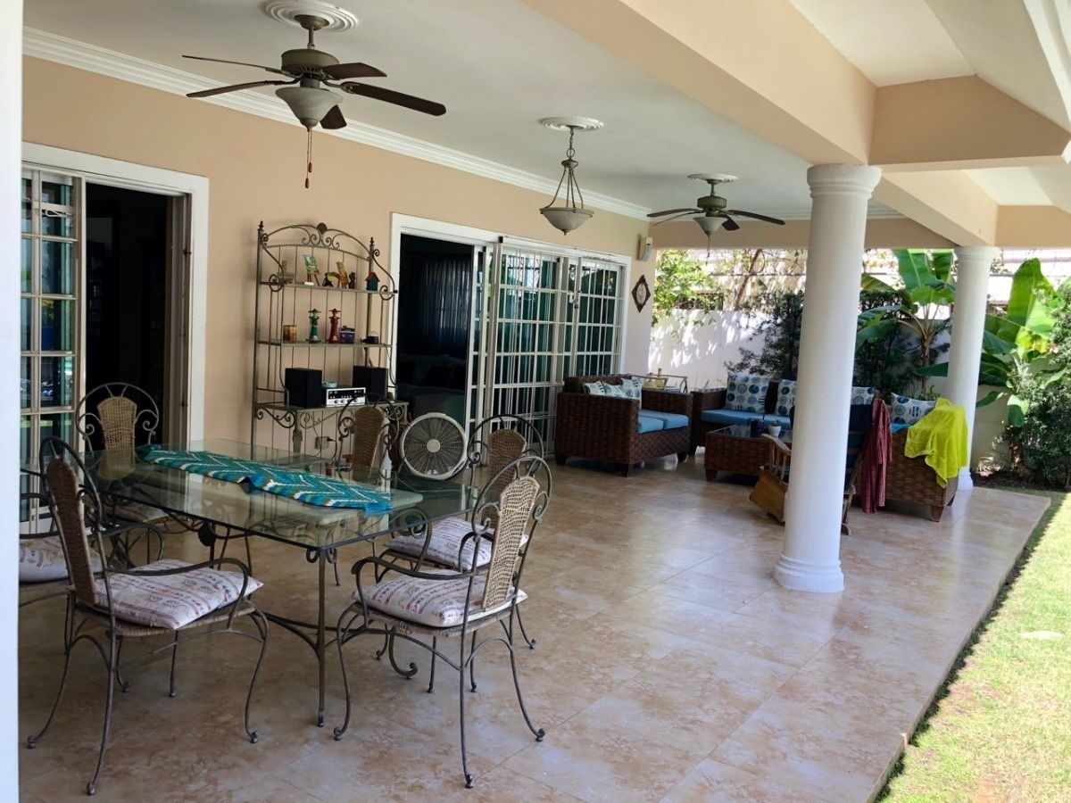 3 de 22: Venta Casa 5 habitaciones  Los Rios