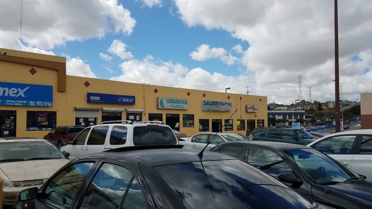 3 de 16: Fotos de Comercios Establecidos en Plaza Aranjuez