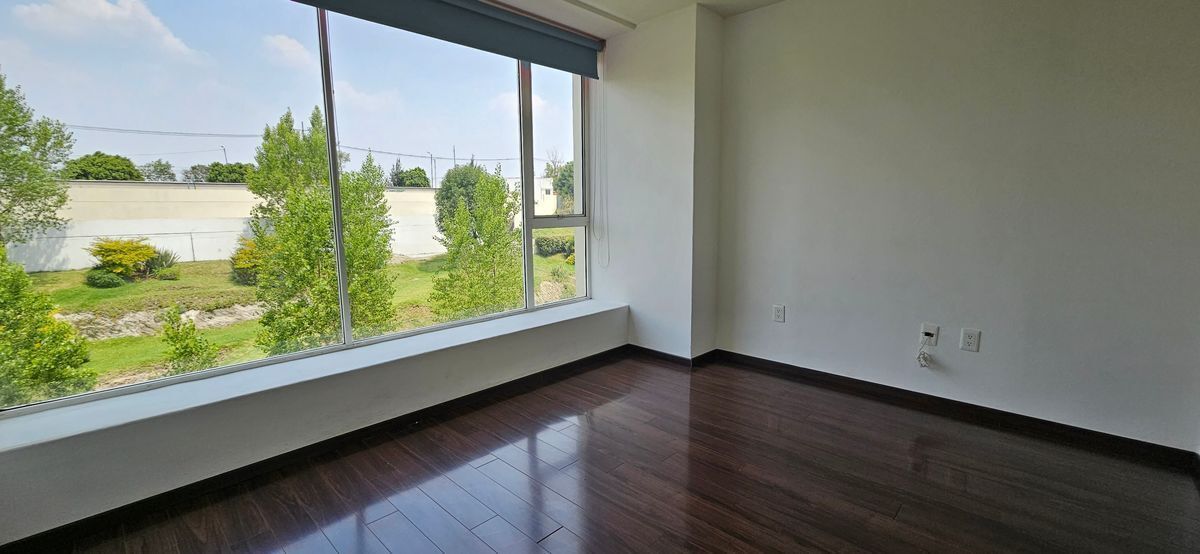 14 de 35: Segunda recámara.