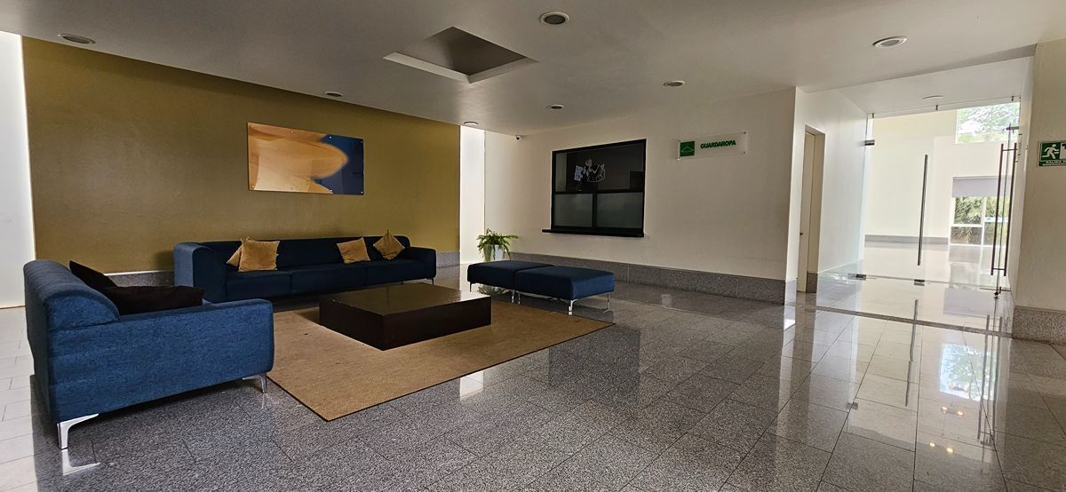 33 de 35: Recepción Casa Club.