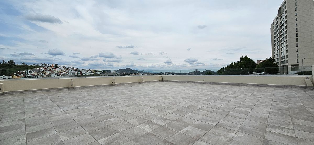 35 de 35: Terraza Casa Club.