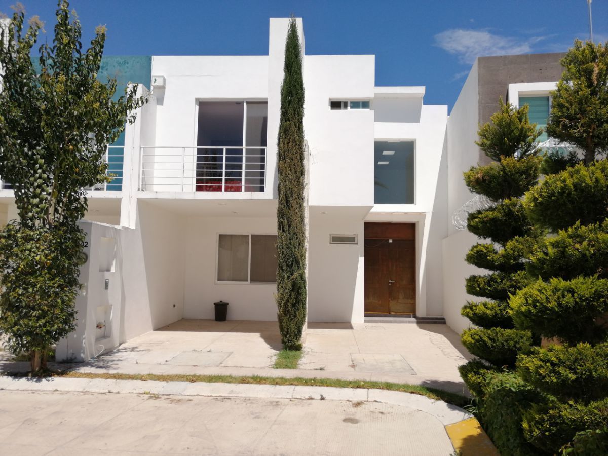 CASA SEMINUEVA PUERTA SUR SANTA MÓNICA AGUASCALIENTES | EasyBroker