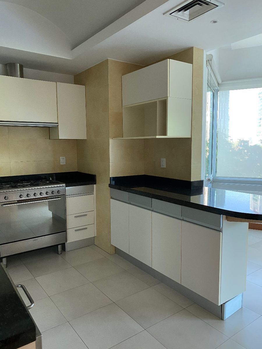 Departamento a la Renta en Torres Myth, Country Club, - Foto 7