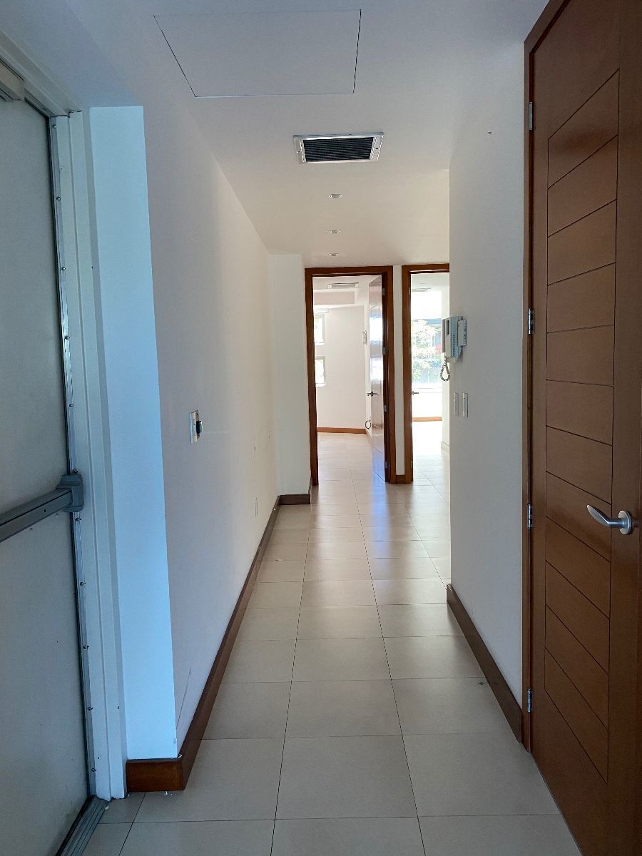 Departamento a la Renta en Torres Myth, Country Club, - Foto 8