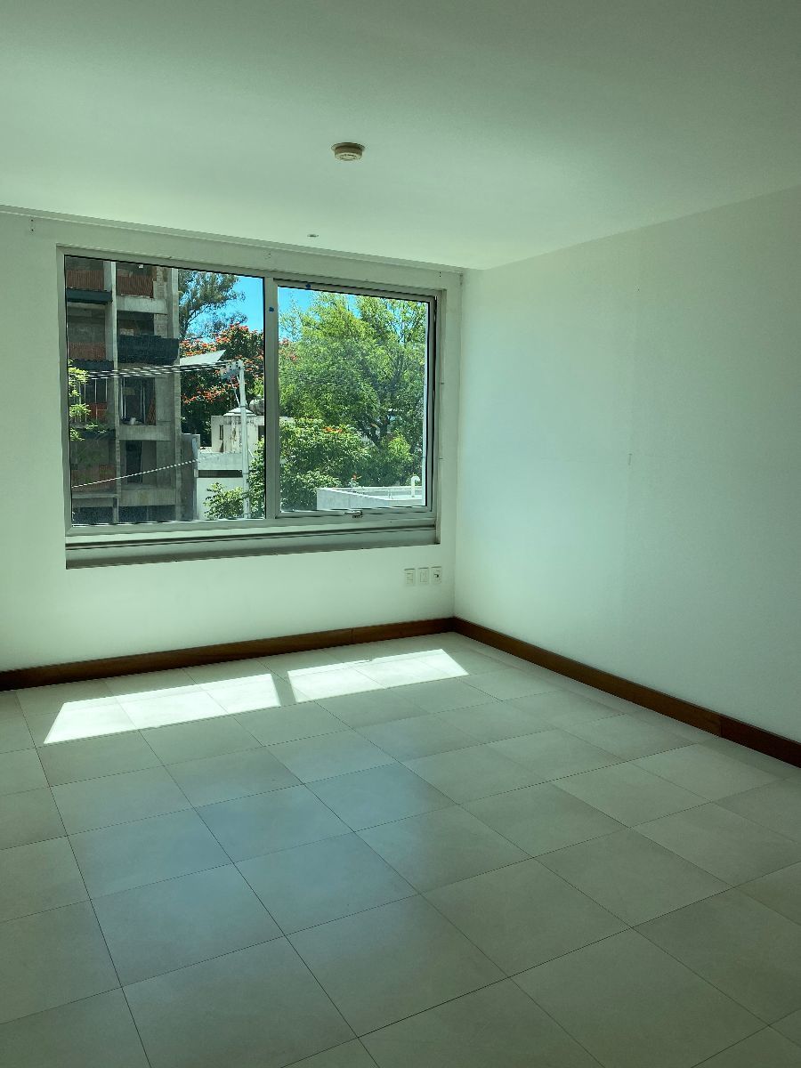 Departamento a la Renta en Torres Myth, Country Club, - Foto 17