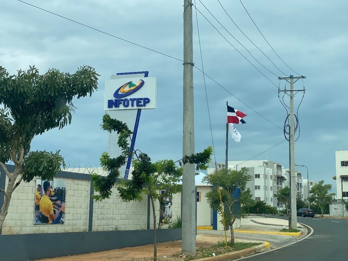 26 de 31: Centro de Capacitación INFOTEP