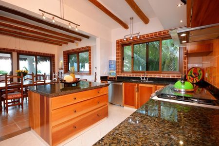 PARAÍSO ESCONDIDO FRENTE AL MAR | EasyBroker