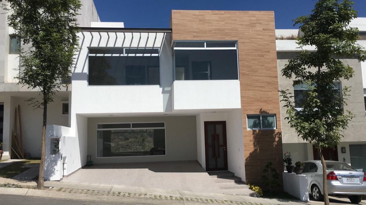 Casa Nueva en Venta en Lago Esmeralda Cod. EV1352