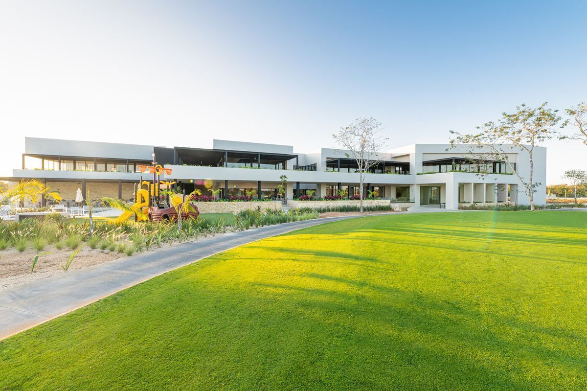 Lotes en Venta
Club de Golf
Chichén Realty