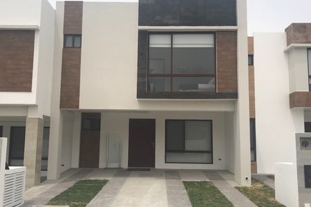 CASA EN VENTA EN ZIBATA QUERÉTARO, Mod. KAIA