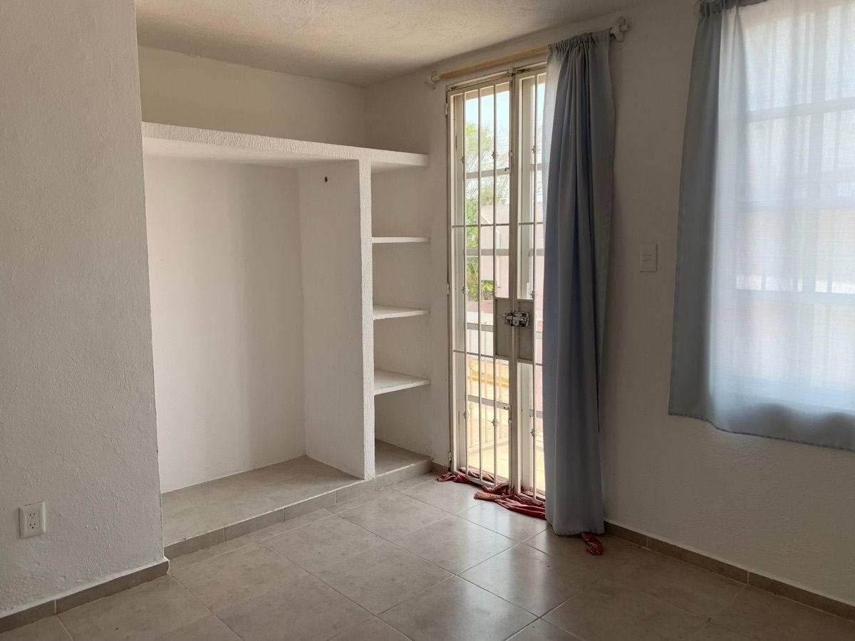 24 de 25: Recámara Secundaria