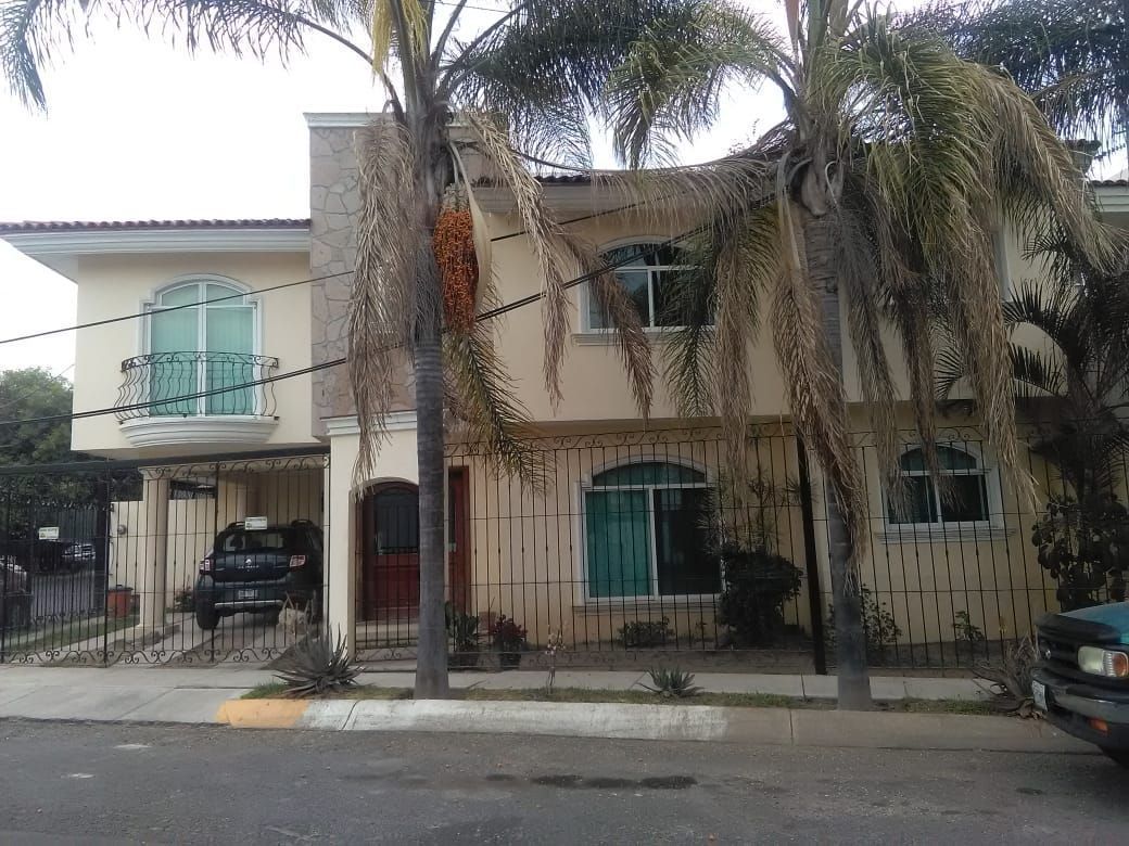 HERMOSA CASA EN MIRADOR DE SAN ISIDRO, ZAPOPAN | EasyBroker