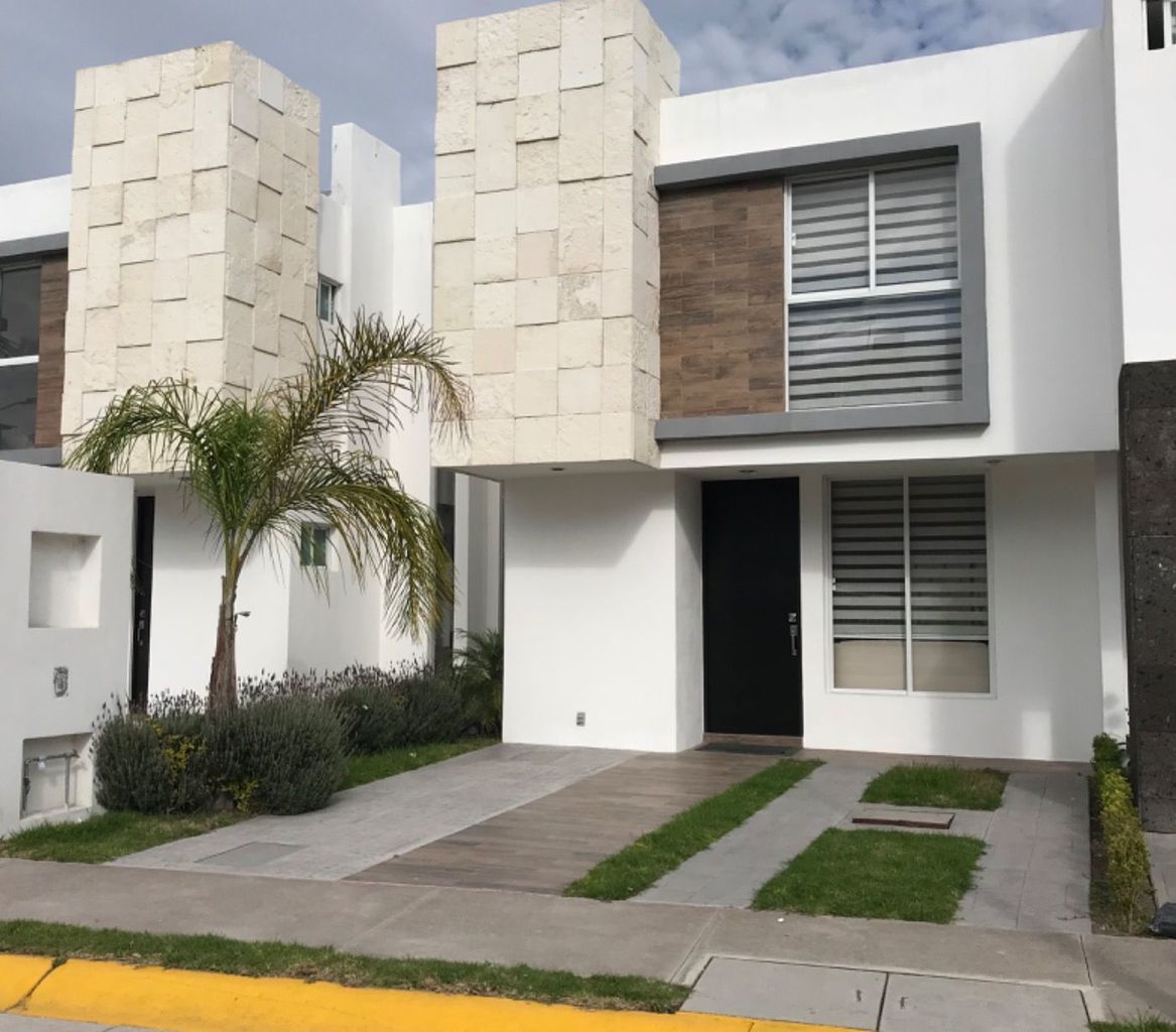 CASA EN VENTA EN SAN ISIDRO JURIQUILLA QUERÉTARO
