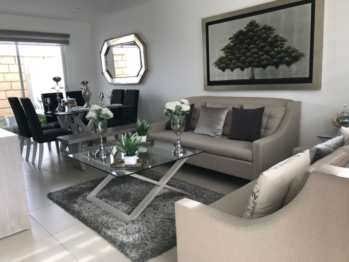 CASA EN VENTA EN SAN ISIDRO JURIQUILLA QUERÉTARO