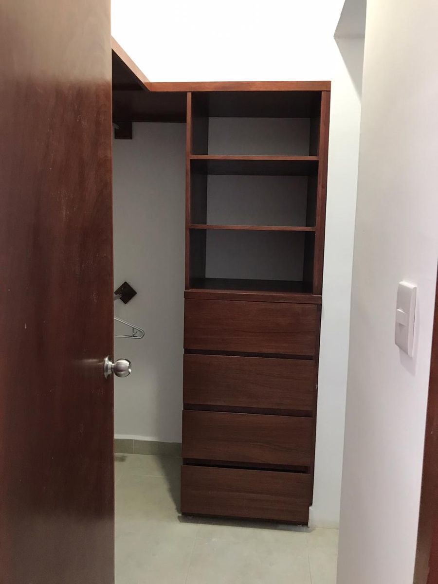 8 de 15: Town House amueblado 2 recámaras en Montes de Amé