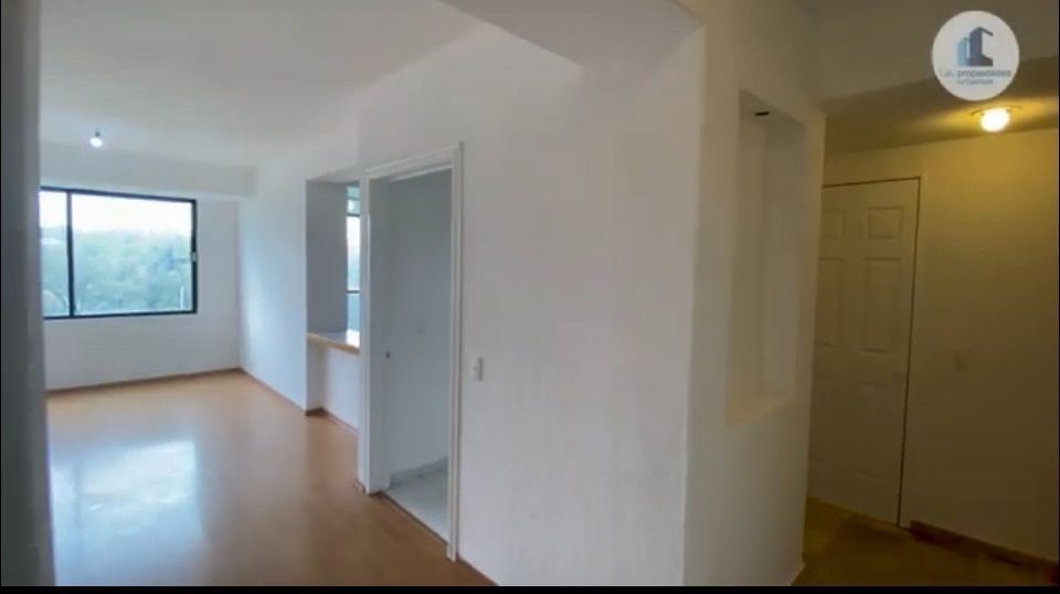 5 de 14: Entrada departamento 