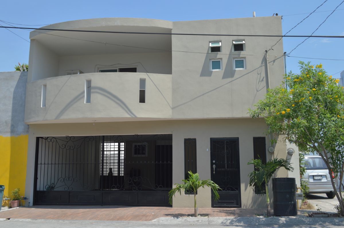 Casa en Venta en Residencial Las Puentes en San Nicolás de los Garza, .  | EasyBroker