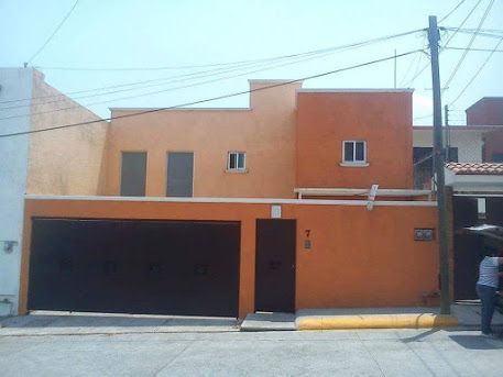 Casa en Venta Jardines de Ahuatlan | EasyBroker