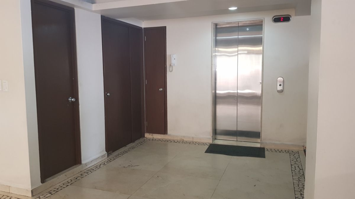 4 de 17: elevador