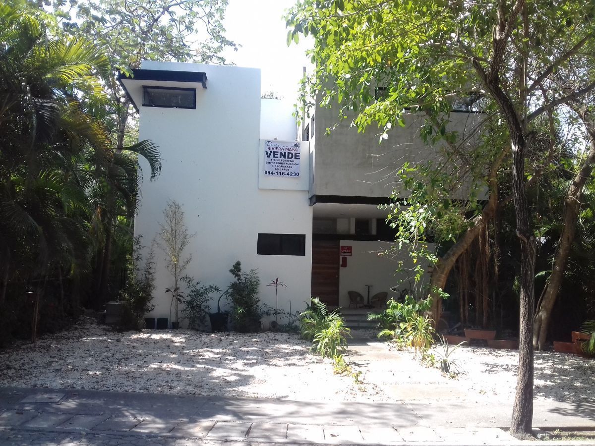 Casa de Arquitecto en Venta en Playacar | EasyBroker