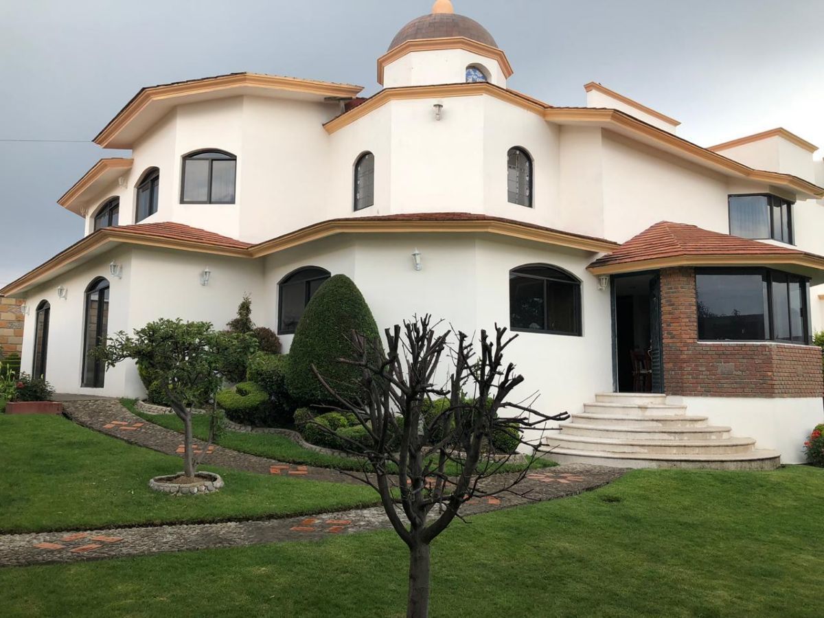 Casa en Renta en Cacalomacan Toluca | EasyBroker