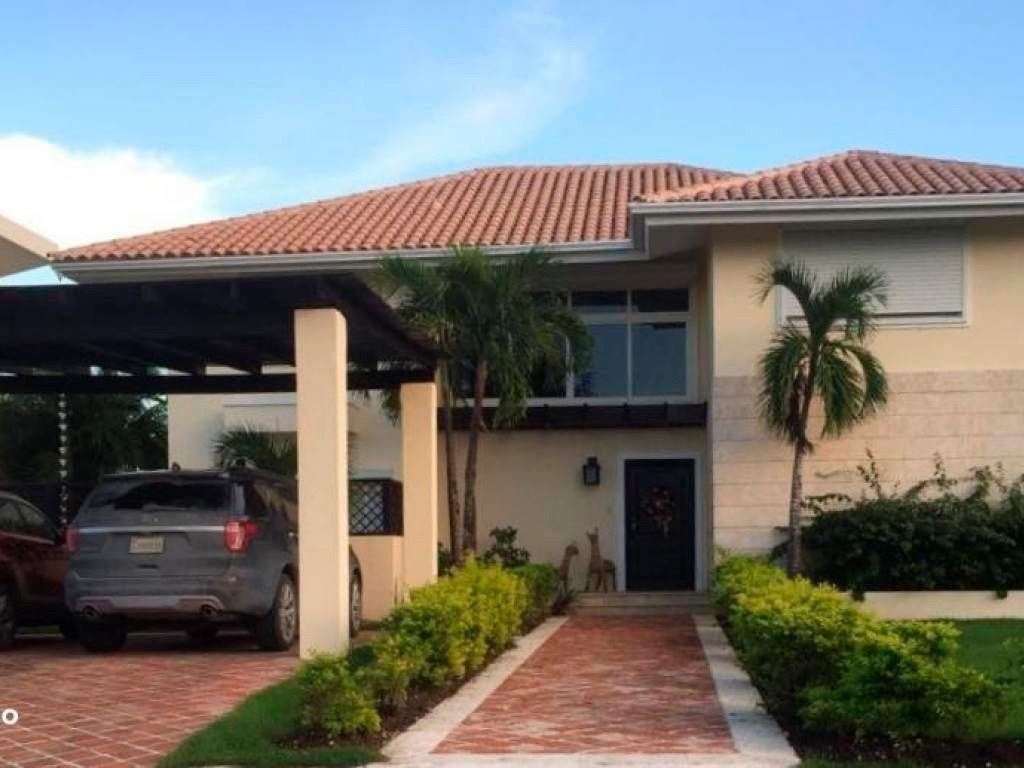 VILLA EN VENTA - BAVARO / PUNTA CANA | EasyBroker