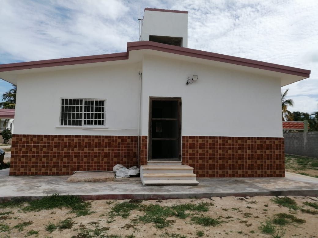 Casa en Venta en Chicxulub Puerto, Con Amplio Terreno. | EasyBroker