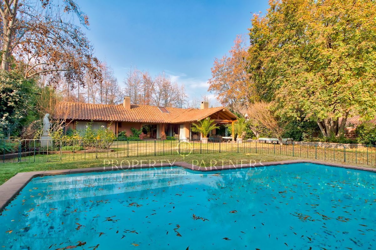 Jardines de la Dehesa, Linda casa en Jardín La Dehesa, Lo Barnechea