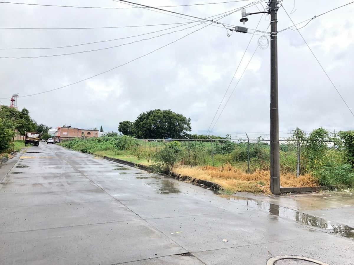 Terreno industrial en YURÉCUARO, MICHOACÁN - foto 1