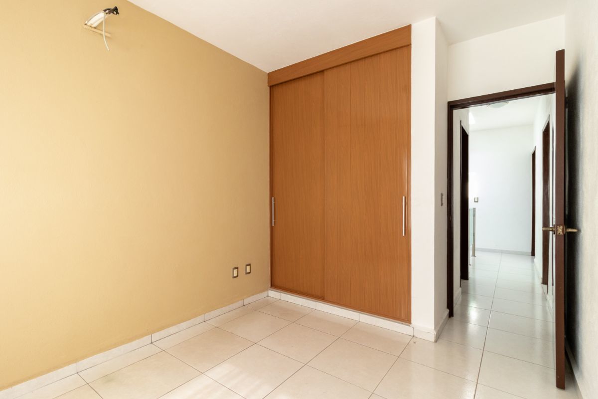 18 de 19: Recamara 1