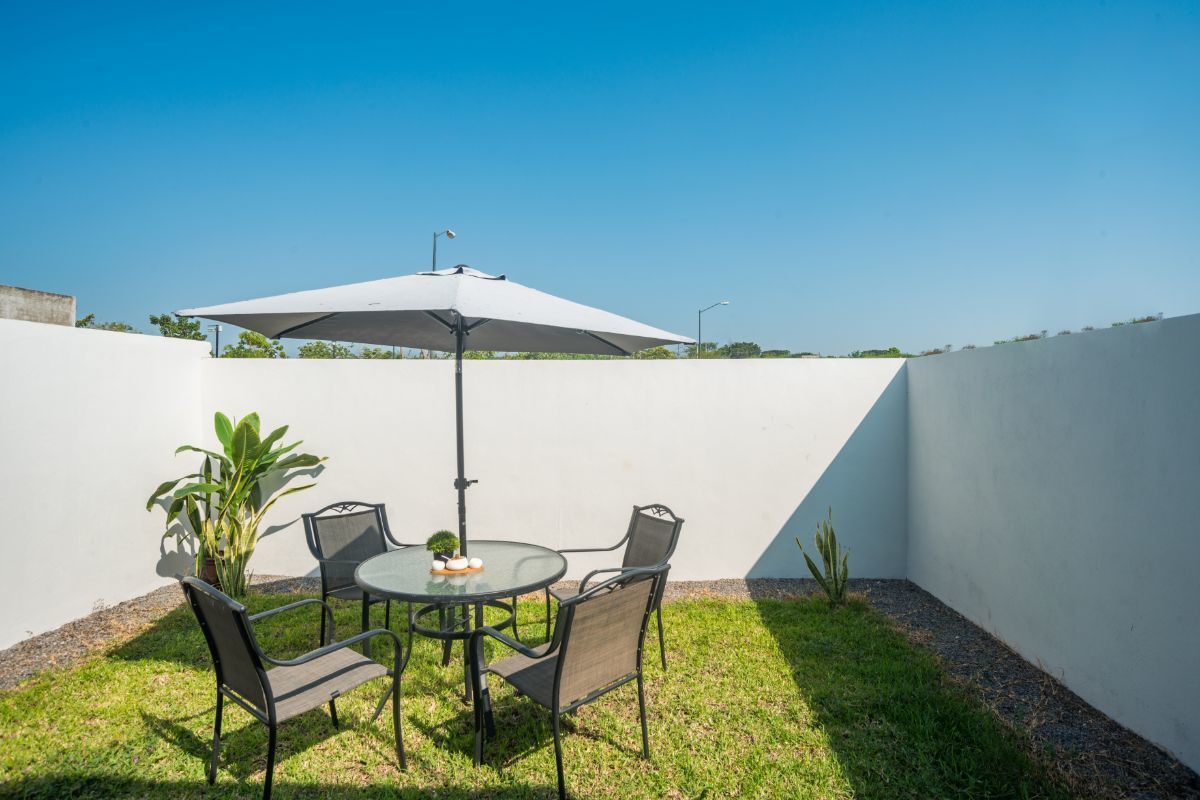 10 de 16: Patio muy amplio