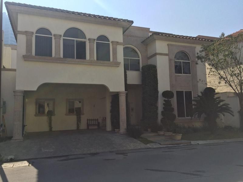 Casa en Venta San Pedro Garza Garcia $16,500,000 Real del Valle | EasyBroker